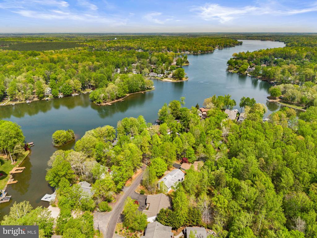 152 EDGEMONT CIR, LOCUST GROVE, Virginia 22508, 3 Bedrooms Bedrooms, ,3 BathroomsBathrooms,Residential,152 EDGEMONT CIR,VAOR2013874 MLS # VAOR2013874