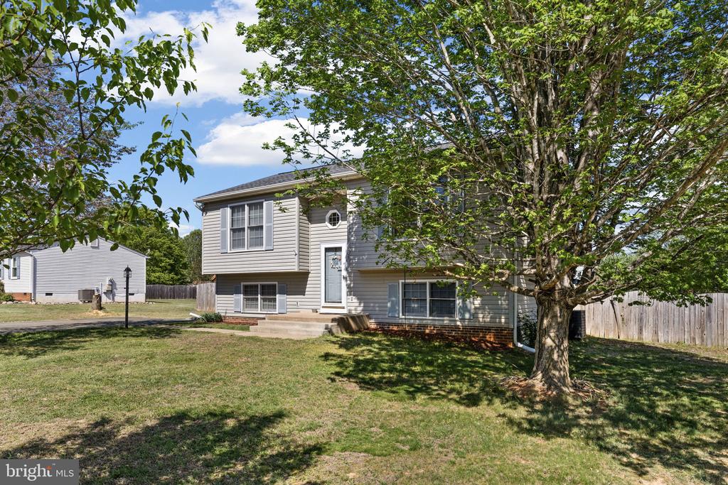 11809 CHERRYWOOD DR, LOCUST GROVE, Virginia 22508, 3 Bedrooms Bedrooms, ,2 BathroomsBathrooms,Residential,11809 CHERRYWOOD DR,VASP2041078 MLS # VASP2041078