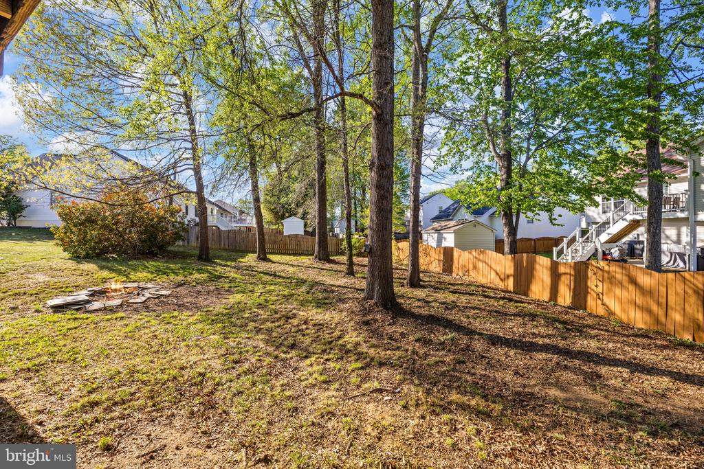 10101 S FULTON DR, FREDERICKSBURG, Virginia 22408, 4 Bedrooms Bedrooms, ,3 BathroomsBathrooms,Residential,10101 S FULTON DR,VASP2041080 MLS # VASP2041080