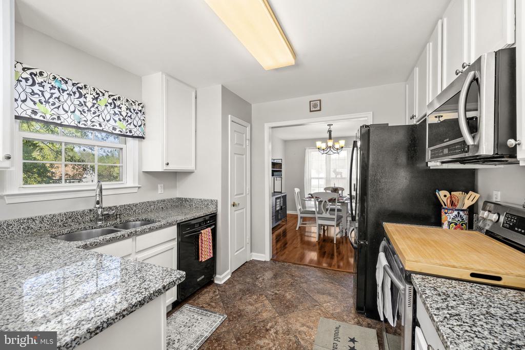 10101 S FULTON DR, FREDERICKSBURG, Virginia 22408, 4 Bedrooms Bedrooms, ,3 BathroomsBathrooms,Residential,10101 S FULTON DR,VASP2041080 MLS # VASP2041080