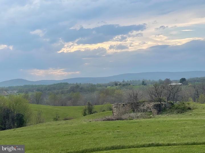 9078 MAIDSTONE RD, DELAPLANE, Virginia, 2 Bedrooms Bedrooms, ,1 BathroomBathrooms,Residential,9078 MAIDSTONE RD,VAFQ2021600 MLS # VAFQ2021600