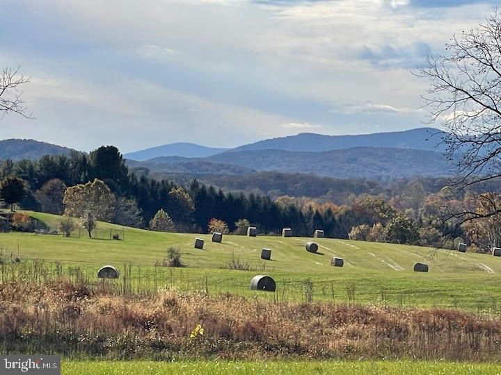 9078 MAIDSTONE RD, DELAPLANE, Virginia, 2 Bedrooms Bedrooms, ,1 BathroomBathrooms,Residential,9078 MAIDSTONE RD,VAFQ2021600 MLS # VAFQ2021600