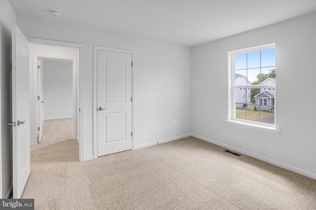 35611 PINE NEEDLE LN, LOCUST GROVE, Virginia 22508, 4 Bedrooms Bedrooms, ,2 BathroomsBathrooms,Residential,35611 PINE NEEDLE LN,VAOR2013886 MLS # VAOR2013886