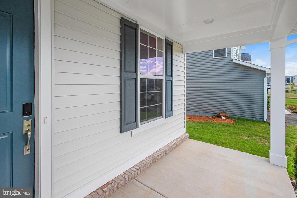 35611 PINE NEEDLE LN, LOCUST GROVE, Virginia 22508, 4 Bedrooms Bedrooms, ,2 BathroomsBathrooms,Residential,35611 PINE NEEDLE LN,VAOR2013886 MLS # VAOR2013886