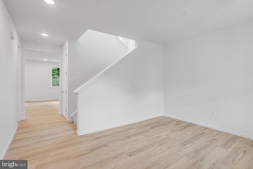 35611 PINE NEEDLE LN, LOCUST GROVE, Virginia 22508, 4 Bedrooms Bedrooms, ,2 BathroomsBathrooms,Residential,35611 PINE NEEDLE LN,VAOR2013886 MLS # VAOR2013886