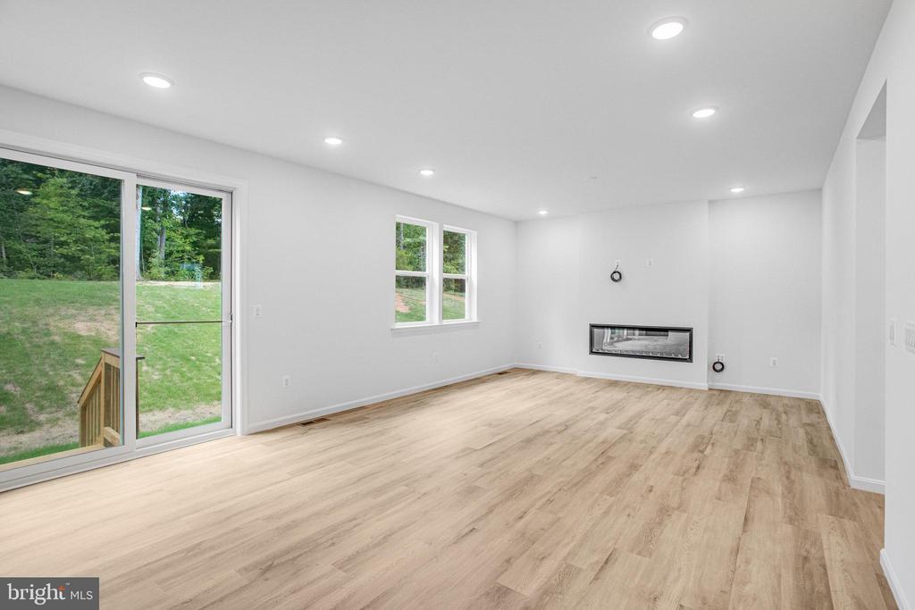 35611 PINE NEEDLE LN, LOCUST GROVE, Virginia 22508, 4 Bedrooms Bedrooms, ,2 BathroomsBathrooms,Residential,35611 PINE NEEDLE LN,VAOR2013886 MLS # VAOR2013886