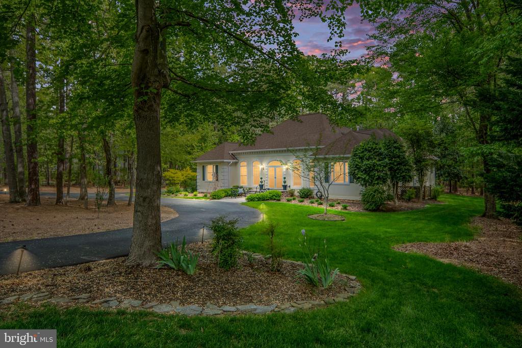 11329 FAWN LAKE PKWY, SPOTSYLVANIA, Virginia 22551, 3 Bedrooms Bedrooms, ,5 BathroomsBathrooms,Residential,11329 FAWN LAKE PKWY,VASP2040470 MLS # VASP2040470