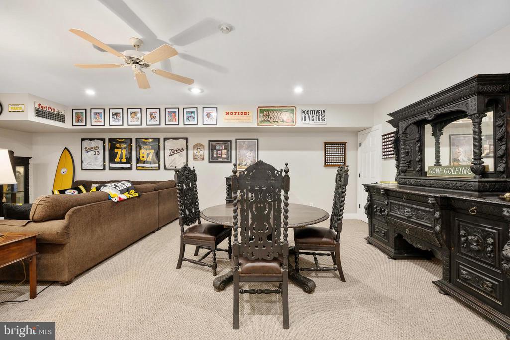 11329 FAWN LAKE PKWY, SPOTSYLVANIA, Virginia 22551, 3 Bedrooms Bedrooms, ,5 BathroomsBathrooms,Residential,11329 FAWN LAKE PKWY,VASP2040470 MLS # VASP2040470