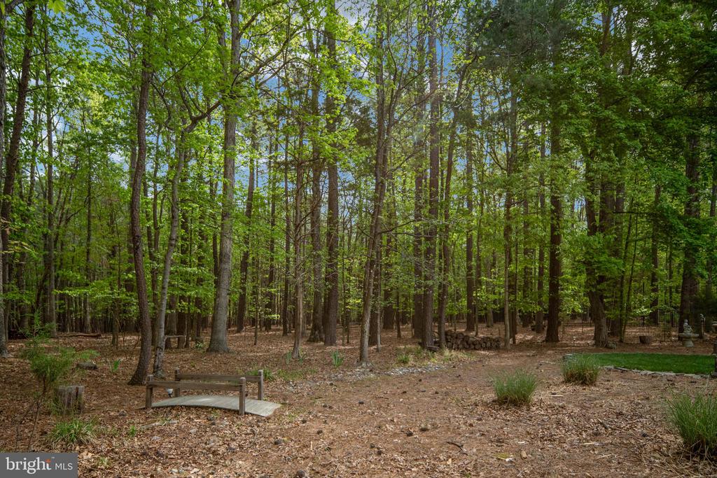 11329 FAWN LAKE PKWY, SPOTSYLVANIA, Virginia 22551, 3 Bedrooms Bedrooms, ,5 BathroomsBathrooms,Residential,11329 FAWN LAKE PKWY,VASP2040470 MLS # VASP2040470