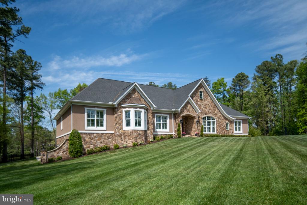 11515 FAWN LAKE PKWY, SPOTSYLVANIA, Virginia 22551, 5 Bedrooms Bedrooms, ,4 BathroomsBathrooms,Residential,11515 FAWN LAKE PKWY,VASP2041064 MLS # VASP2041064