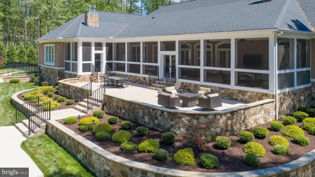 11515 FAWN LAKE PKWY, SPOTSYLVANIA, Virginia 22551, 5 Bedrooms Bedrooms, ,4 BathroomsBathrooms,Residential,11515 FAWN LAKE PKWY,VASP2041064 MLS # VASP2041064