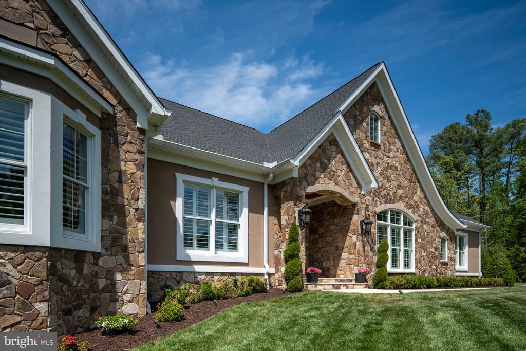 11515 FAWN LAKE PKWY, SPOTSYLVANIA, Virginia 22551, 5 Bedrooms Bedrooms, ,4 BathroomsBathrooms,Residential,11515 FAWN LAKE PKWY,VASP2041064 MLS # VASP2041064