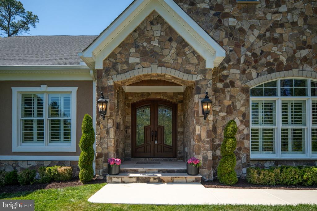 11515 FAWN LAKE PKWY, SPOTSYLVANIA, Virginia 22551, 5 Bedrooms Bedrooms, ,4 BathroomsBathrooms,Residential,11515 FAWN LAKE PKWY,VASP2041064 MLS # VASP2041064