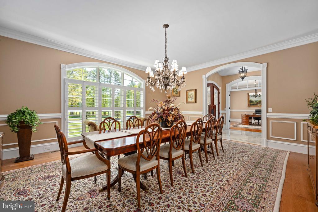 11515 FAWN LAKE PKWY, SPOTSYLVANIA, Virginia 22551, 5 Bedrooms Bedrooms, ,4 BathroomsBathrooms,Residential,11515 FAWN LAKE PKWY,VASP2041064 MLS # VASP2041064