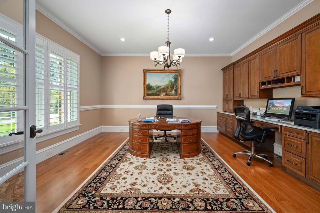 11515 FAWN LAKE PKWY, SPOTSYLVANIA, Virginia 22551, 5 Bedrooms Bedrooms, ,4 BathroomsBathrooms,Residential,11515 FAWN LAKE PKWY,VASP2041064 MLS # VASP2041064