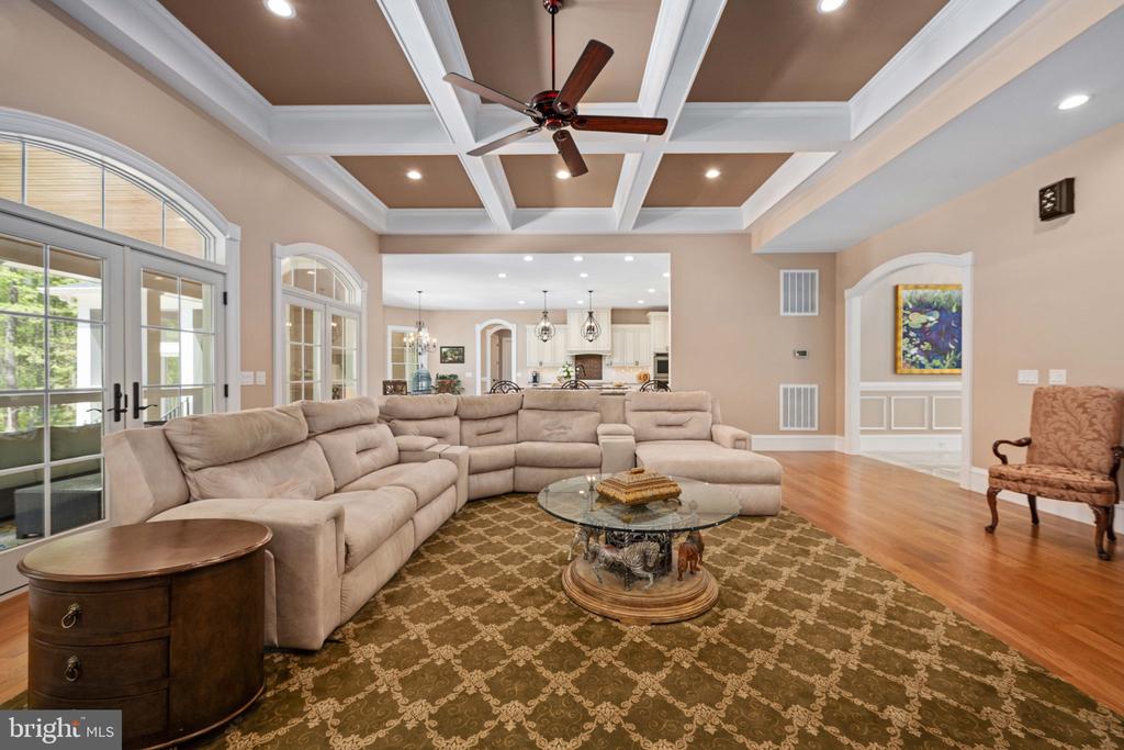 11515 FAWN LAKE PKWY, SPOTSYLVANIA, Virginia 22551, 5 Bedrooms Bedrooms, ,4 BathroomsBathrooms,Residential,11515 FAWN LAKE PKWY,VASP2041064 MLS # VASP2041064