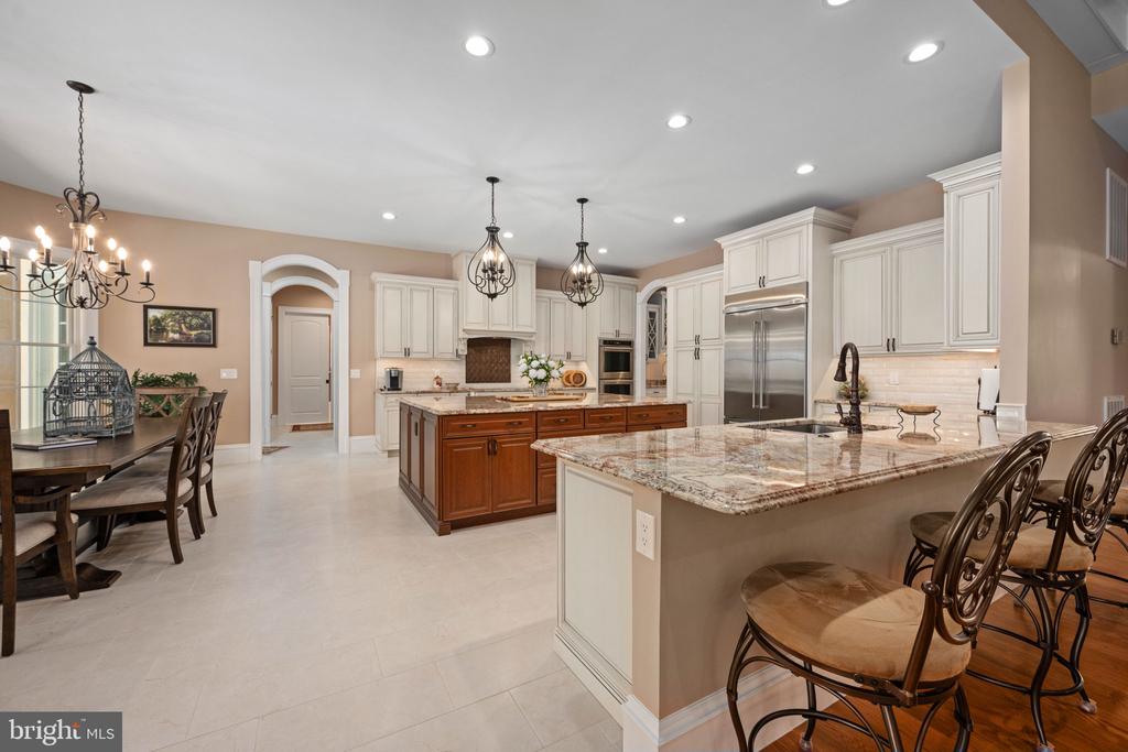 11515 FAWN LAKE PKWY, SPOTSYLVANIA, Virginia 22551, 5 Bedrooms Bedrooms, ,4 BathroomsBathrooms,Residential,11515 FAWN LAKE PKWY,VASP2041064 MLS # VASP2041064