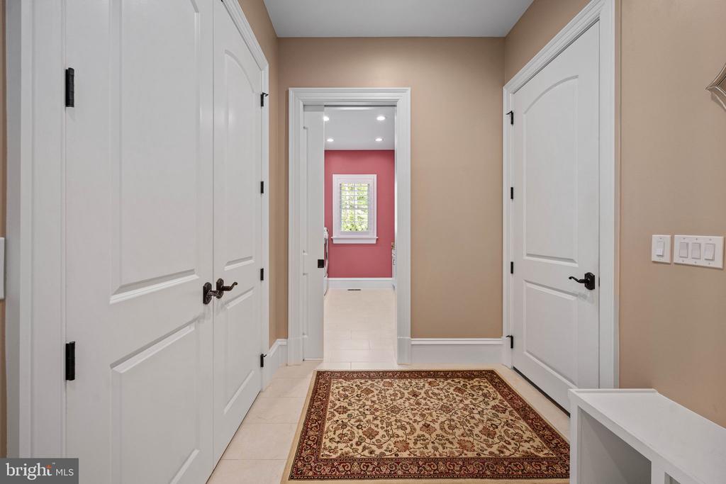 11515 FAWN LAKE PKWY, SPOTSYLVANIA, Virginia 22551, 5 Bedrooms Bedrooms, ,4 BathroomsBathrooms,Residential,11515 FAWN LAKE PKWY,VASP2041064 MLS # VASP2041064