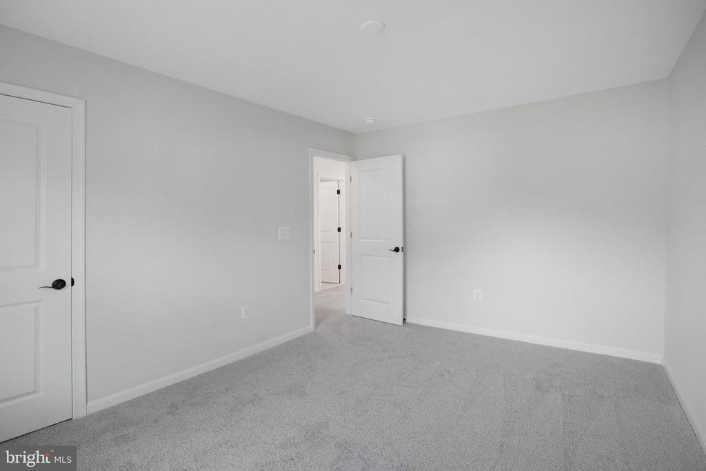 35622 PINE NEEDLE LN, LOCUST GROVE, Virginia 22508, 4 Bedrooms Bedrooms, ,2 BathroomsBathrooms,Residential,35622 PINE NEEDLE LN,VAOR2013888 MLS # VAOR2013888