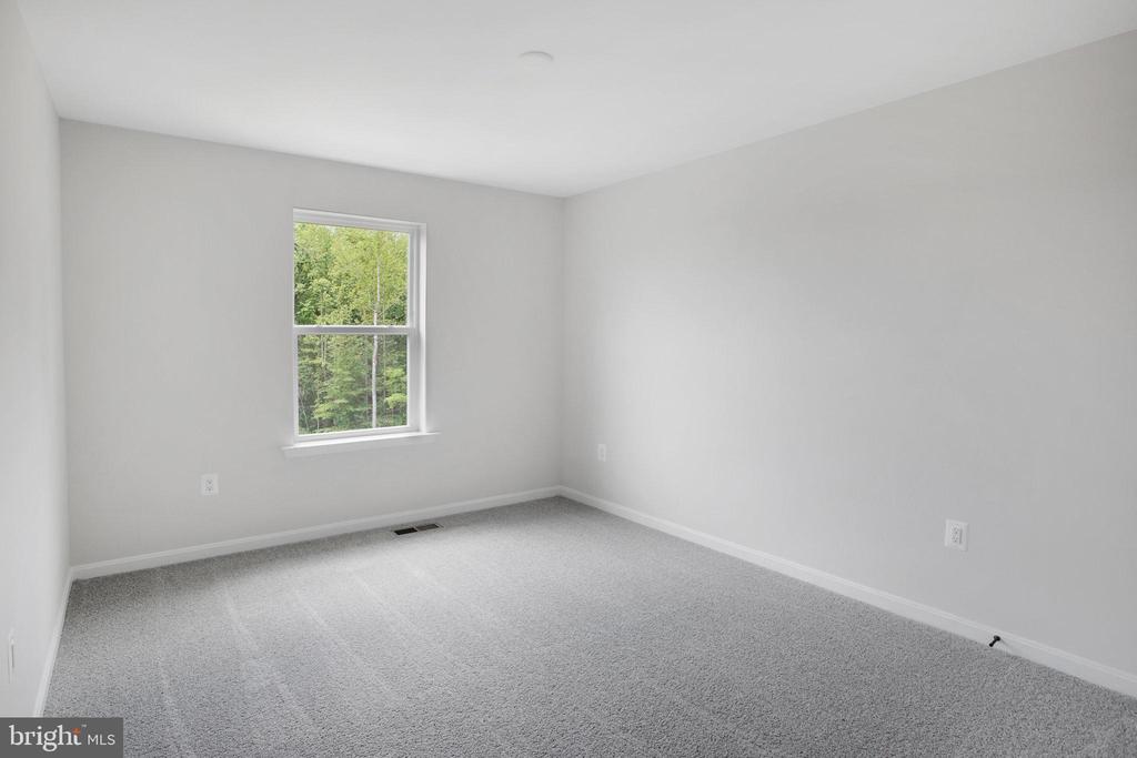 35622 PINE NEEDLE LN, LOCUST GROVE, Virginia 22508, 4 Bedrooms Bedrooms, ,2 BathroomsBathrooms,Residential,35622 PINE NEEDLE LN,VAOR2013888 MLS # VAOR2013888