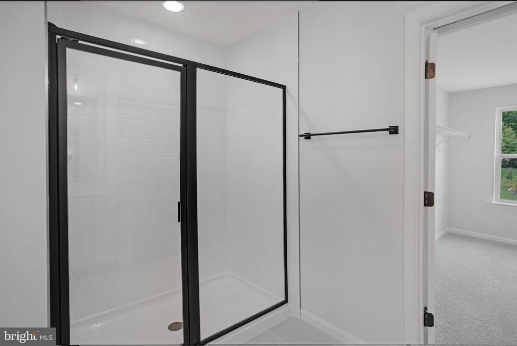 35622 PINE NEEDLE LN, LOCUST GROVE, Virginia 22508, 4 Bedrooms Bedrooms, ,2 BathroomsBathrooms,Residential,35622 PINE NEEDLE LN,VAOR2013888 MLS # VAOR2013888