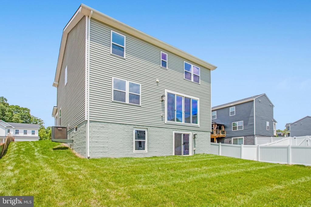 35622 PINE NEEDLE LN, LOCUST GROVE, Virginia 22508, 4 Bedrooms Bedrooms, ,2 BathroomsBathrooms,Residential,35622 PINE NEEDLE LN,VAOR2013888 MLS # VAOR2013888