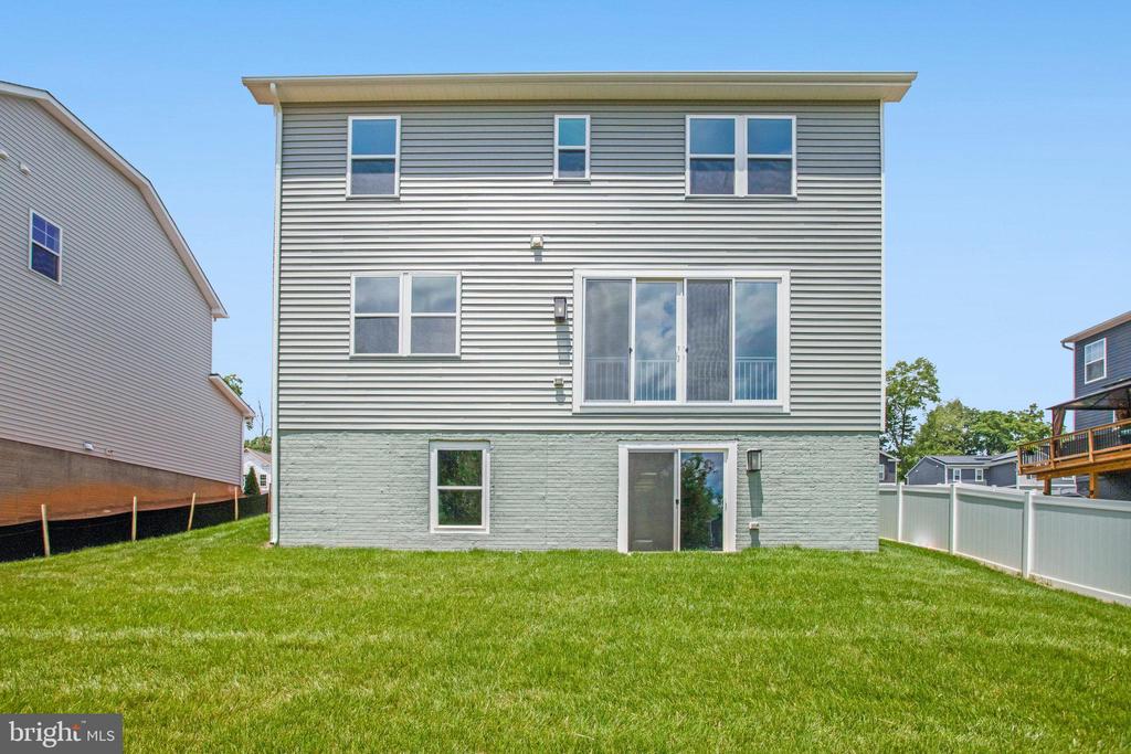 35622 PINE NEEDLE LN, LOCUST GROVE, Virginia 22508, 4 Bedrooms Bedrooms, ,2 BathroomsBathrooms,Residential,35622 PINE NEEDLE LN,VAOR2013888 MLS # VAOR2013888