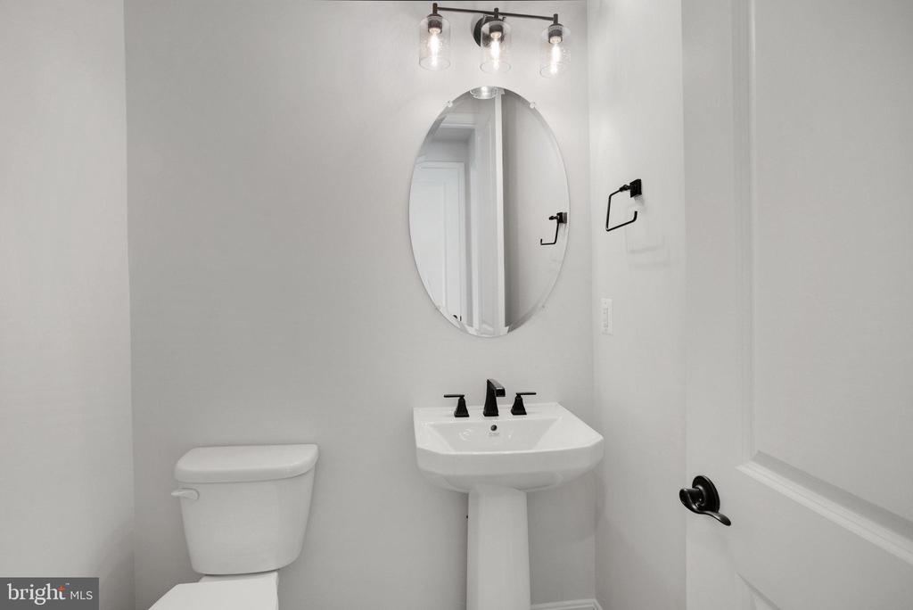 35622 PINE NEEDLE LN, LOCUST GROVE, Virginia 22508, 4 Bedrooms Bedrooms, ,2 BathroomsBathrooms,Residential,35622 PINE NEEDLE LN,VAOR2013888 MLS # VAOR2013888