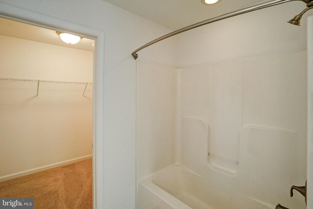 13323 ALVA BROOKS LN, SPOTSYLVANIA, Virginia 22551, 3 Bedrooms Bedrooms, ,2 BathroomsBathrooms,Residential,13323 ALVA BROOKS LN,VASP2040982 MLS # VASP2040982