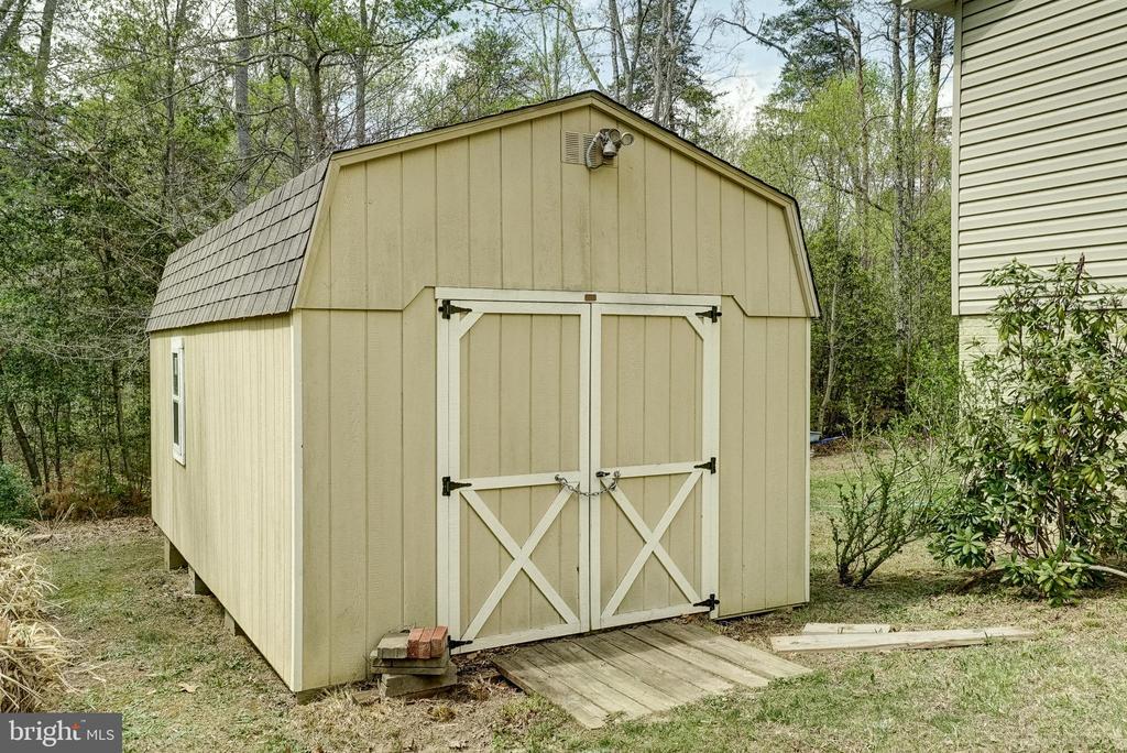 13323 ALVA BROOKS LN, SPOTSYLVANIA, Virginia 22551, 3 Bedrooms Bedrooms, ,2 BathroomsBathrooms,Residential,13323 ALVA BROOKS LN,VASP2040982 MLS # VASP2040982