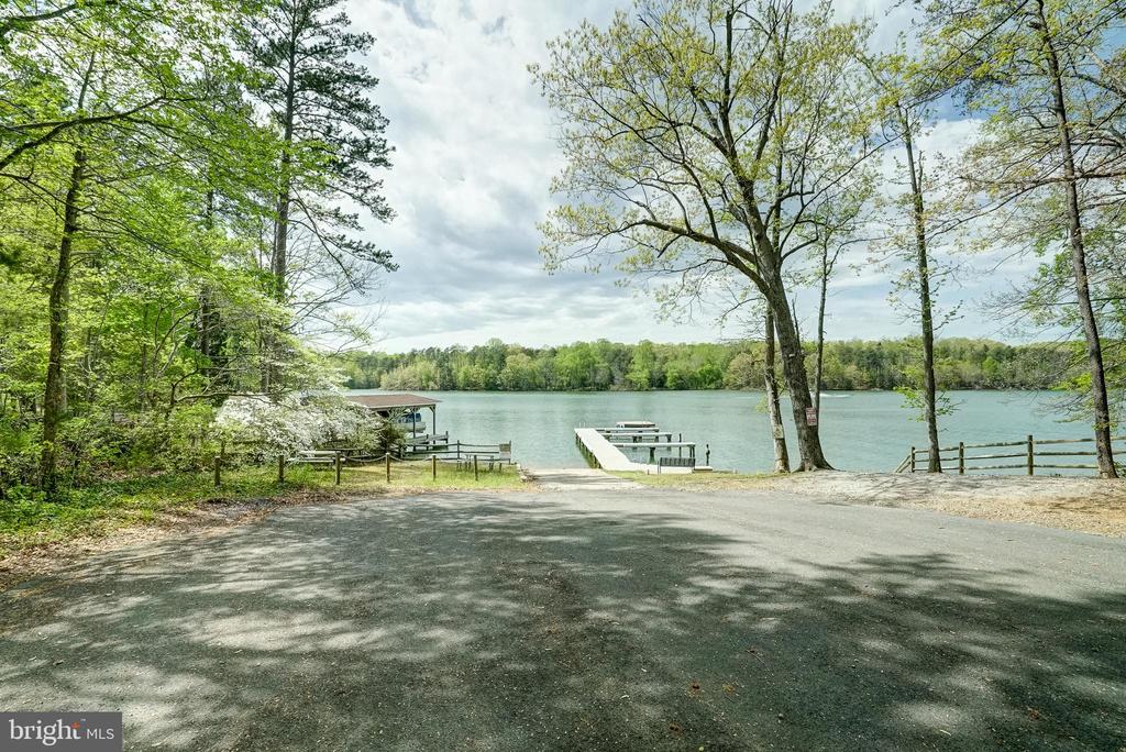 13323 ALVA BROOKS LN, SPOTSYLVANIA, Virginia 22551, 3 Bedrooms Bedrooms, ,2 BathroomsBathrooms,Residential,13323 ALVA BROOKS LN,VASP2040982 MLS # VASP2040982