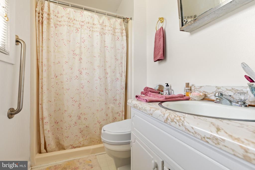 12101 GREENWOOD RD, ORANGE, Virginia 22960, 3 Bedrooms Bedrooms, ,2 BathroomsBathrooms,Residential,12101 GREENWOOD RD,VAOR2013884 MLS # VAOR2013884