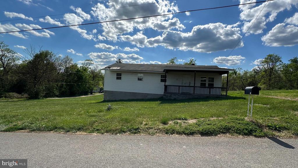 109 BIXLERS FERRY RD, LURAY, Virginia 22835, 2 Bedrooms Bedrooms, ,1 BathroomBathrooms,Residential,109 BIXLERS FERRY RD,VAPA2006320 MLS # VAPA2006320