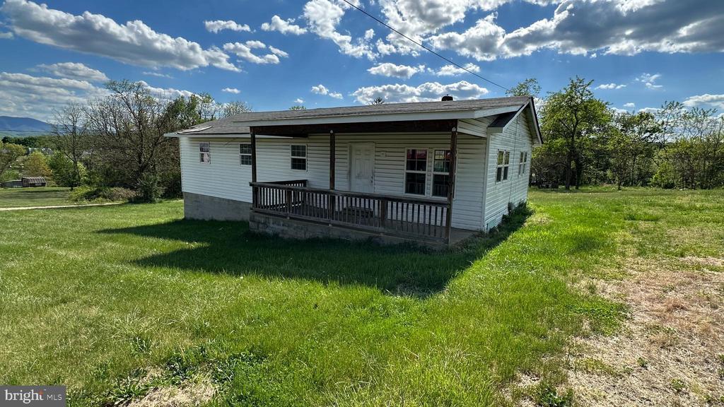 109 BIXLERS FERRY RD, LURAY, Virginia 22835, 2 Bedrooms Bedrooms, ,1 BathroomBathrooms,Residential,109 BIXLERS FERRY RD,VAPA2006320 MLS # VAPA2006320