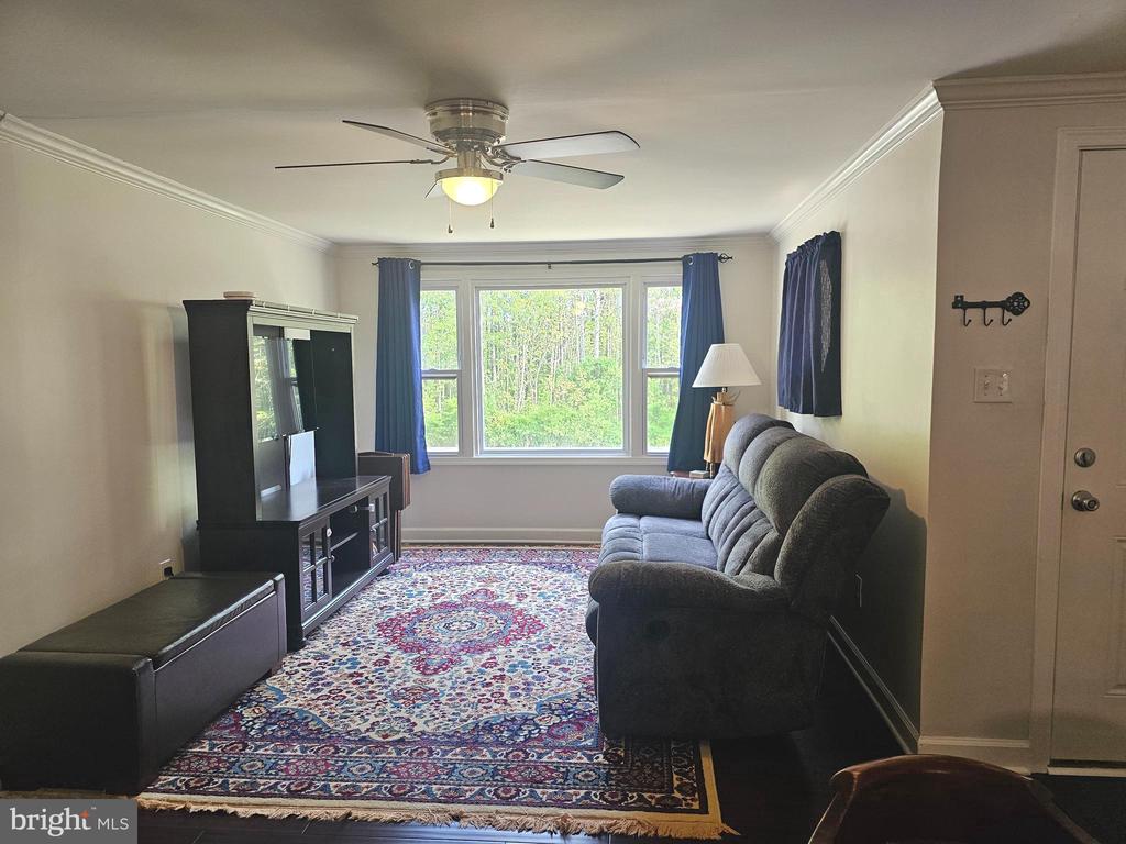 8421 PAMUNKEY RD, SPOTSYLVANIA, Virginia 22551, 3 Bedrooms Bedrooms, ,1 BathroomBathrooms,Residential,8421 PAMUNKEY RD,VASP2041090 MLS # VASP2041090