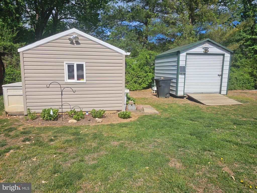 8421 PAMUNKEY RD, SPOTSYLVANIA, Virginia 22551, 3 Bedrooms Bedrooms, ,1 BathroomBathrooms,Residential,8421 PAMUNKEY RD,VASP2041090 MLS # VASP2041090