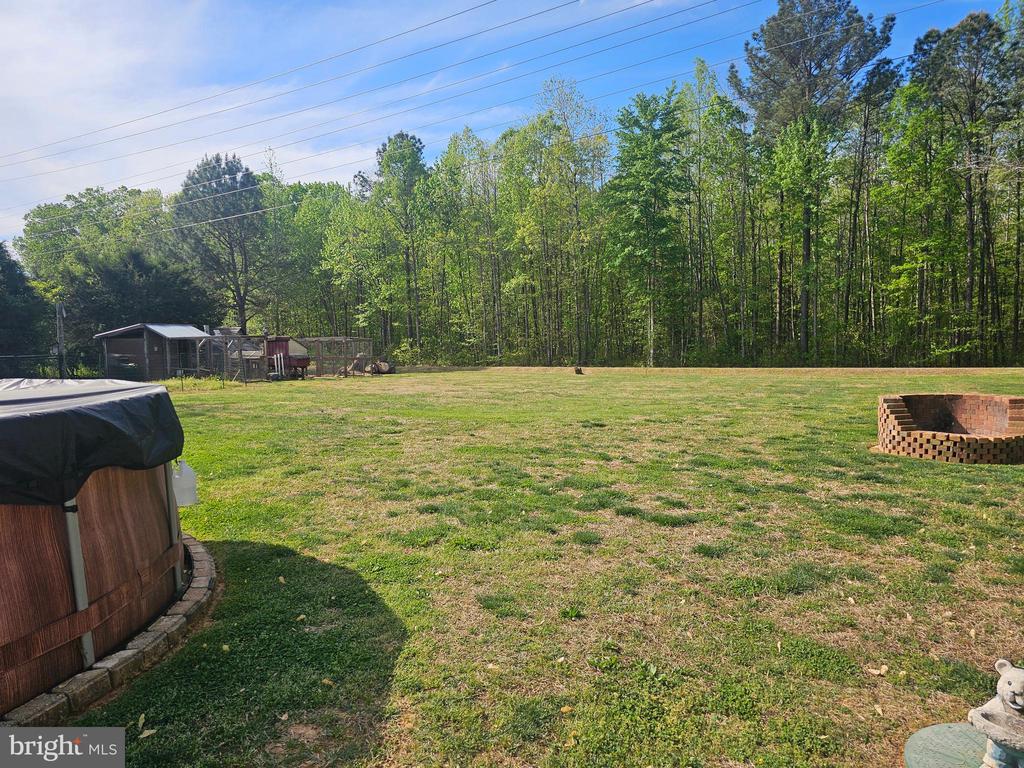 8421 PAMUNKEY RD, SPOTSYLVANIA, Virginia 22551, 3 Bedrooms Bedrooms, ,1 BathroomBathrooms,Residential,8421 PAMUNKEY RD,VASP2041090 MLS # VASP2041090