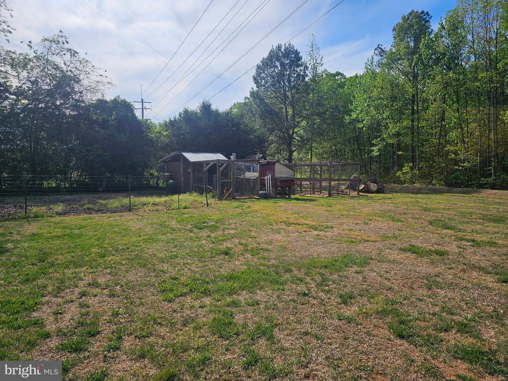 8421 PAMUNKEY RD, SPOTSYLVANIA, Virginia 22551, 3 Bedrooms Bedrooms, ,1 BathroomBathrooms,Residential,8421 PAMUNKEY RD,VASP2041090 MLS # VASP2041090