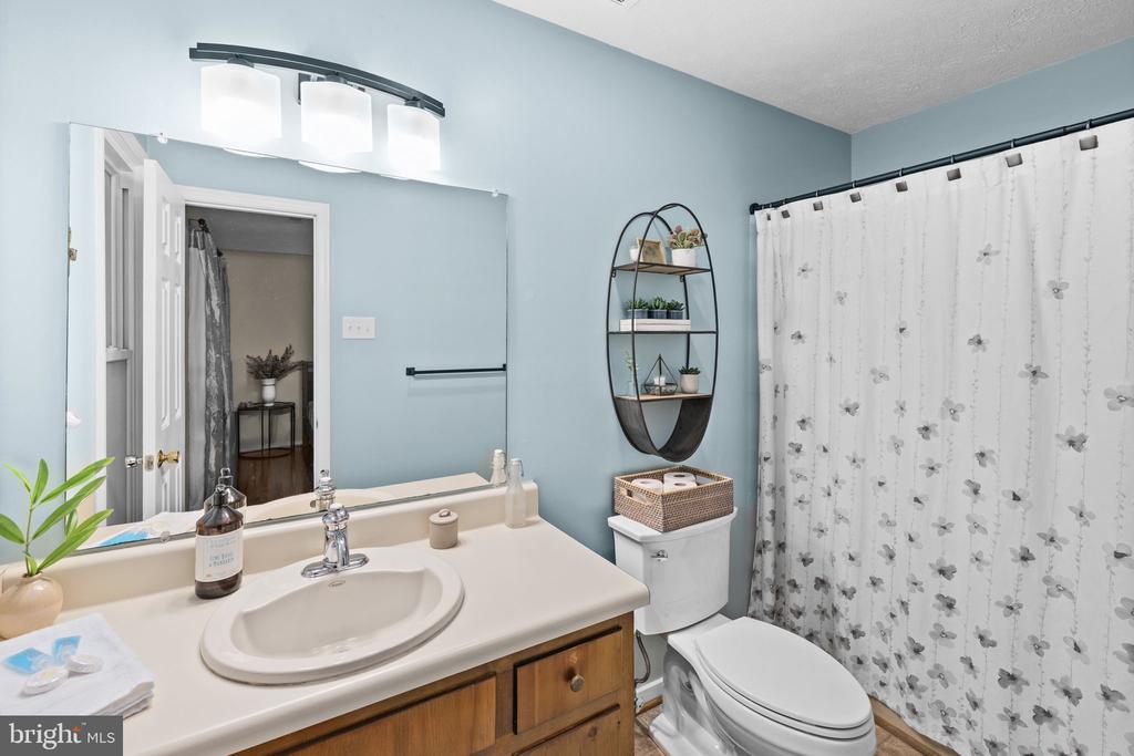 154 BECKY CT, BUMPASS, Virginia 23024, 3 Bedrooms Bedrooms, ,2 BathroomsBathrooms,Residential,154 BECKY CT,VALA2009676 MLS # VALA2009676