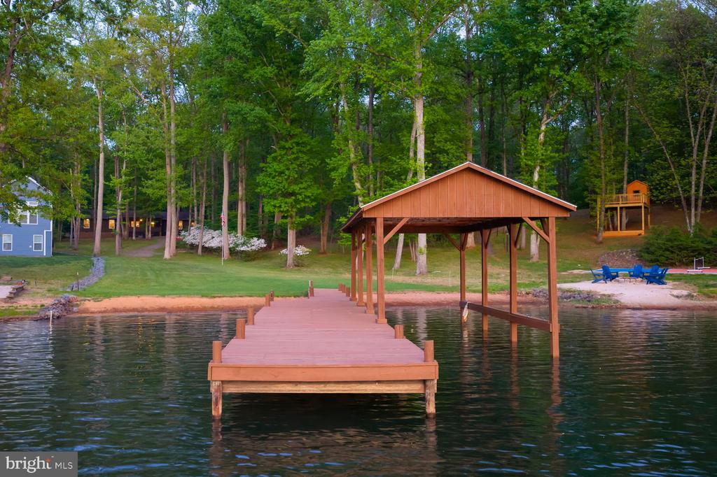 154 BECKY CT, BUMPASS, Virginia 23024, 3 Bedrooms Bedrooms, ,2 BathroomsBathrooms,Residential,154 BECKY CT,VALA2009676 MLS # VALA2009676