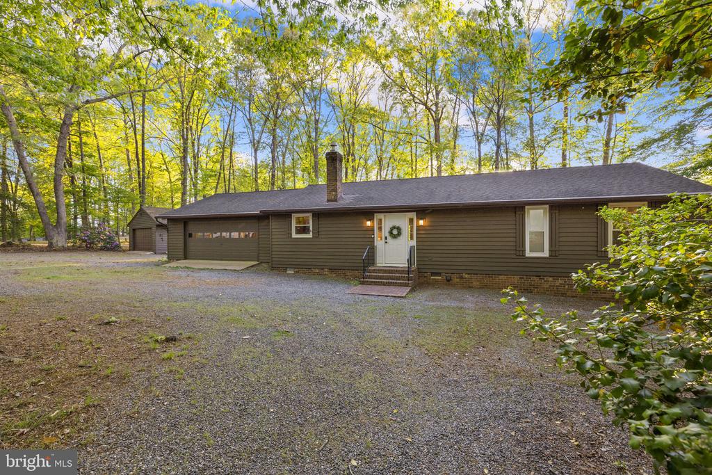 154 BECKY CT, BUMPASS, Virginia 23024, 3 Bedrooms Bedrooms, ,2 BathroomsBathrooms,Residential,154 BECKY CT,VALA2009676 MLS # VALA2009676