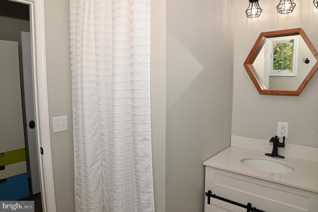 4601 S. BLUE RIDGE TURNPIKE, ROCHELLE, Virginia 22738, 2 Bedrooms Bedrooms, ,2 BathroomsBathrooms,Residential,4601 S. BLUE RIDGE TURNPIKE,VAMA2002700 MLS # VAMA2002700