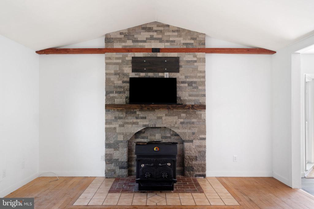 11270 OLD STILLHOUSE RD, BOSTON, Virginia 22713, 3 Bedrooms Bedrooms, ,2 BathroomsBathrooms,Residential,11270 OLD STILLHOUSE RD,VACU2013346 MLS # VACU2013346