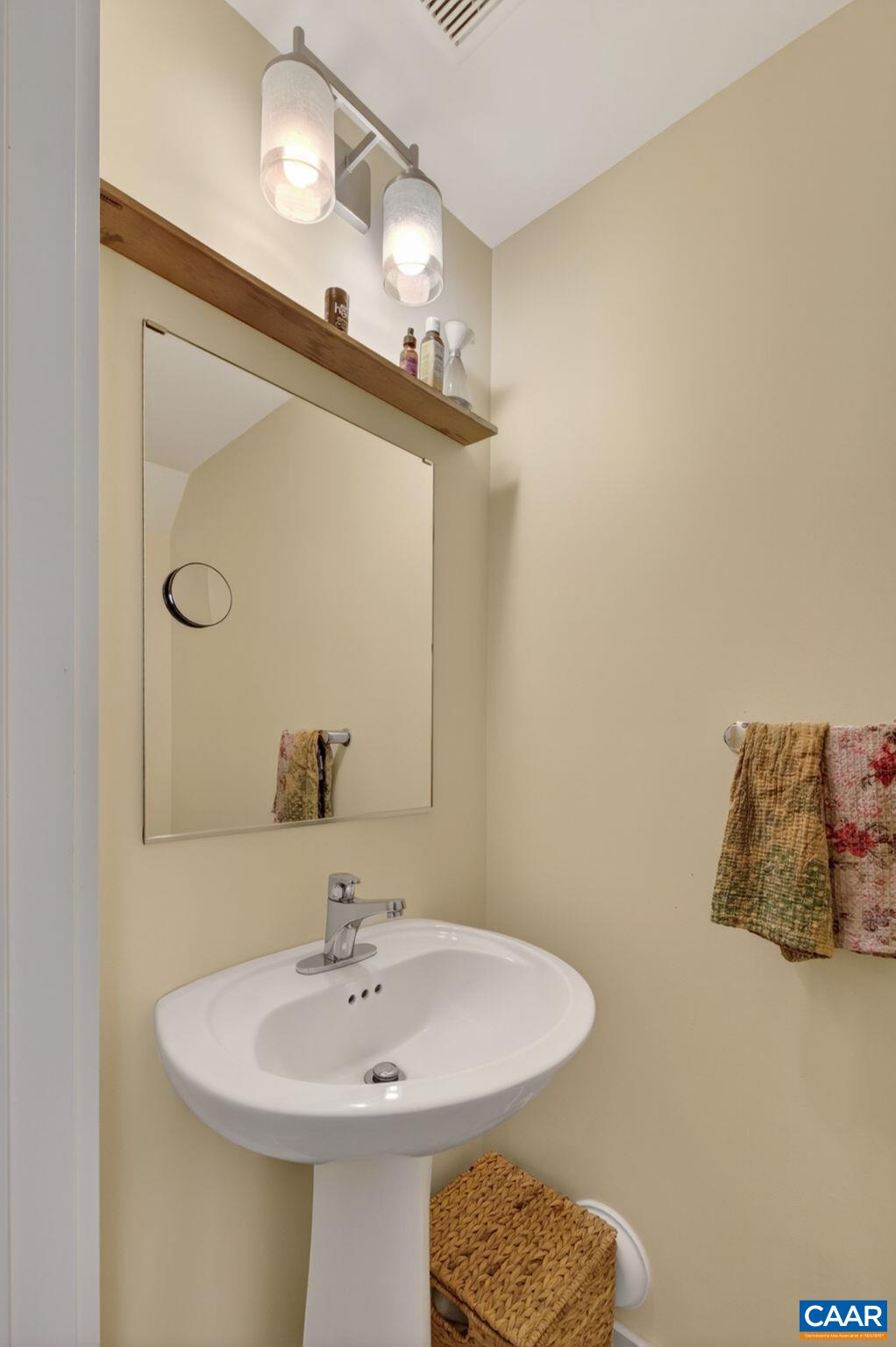 263 PENSHAW CT, CROZET, Virginia 22936, 2 Bedrooms Bedrooms, ,2 BathroomsBathrooms,Residential,263 PENSHAW CT,675481 MLS # 675481