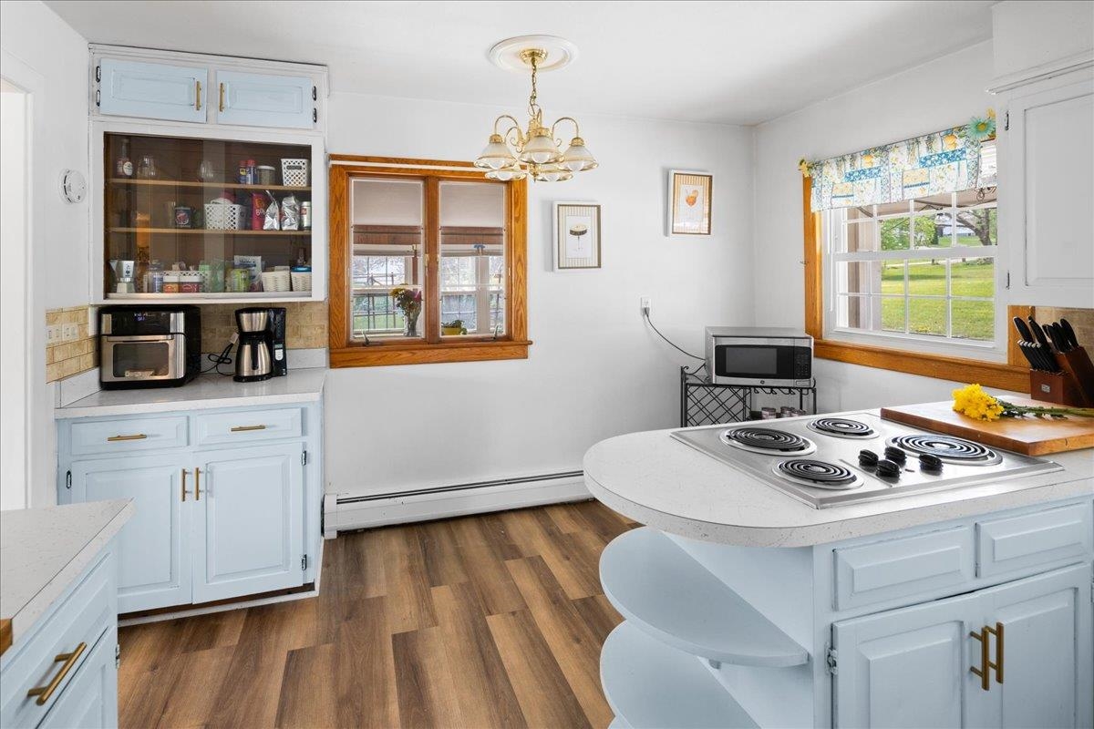 330 N SUNSET DR, BROADWAY, Virginia 22815, 3 Bedrooms Bedrooms, ,2 BathroomsBathrooms,Residential,330 N SUNSET DR,675988 MLS # 675988