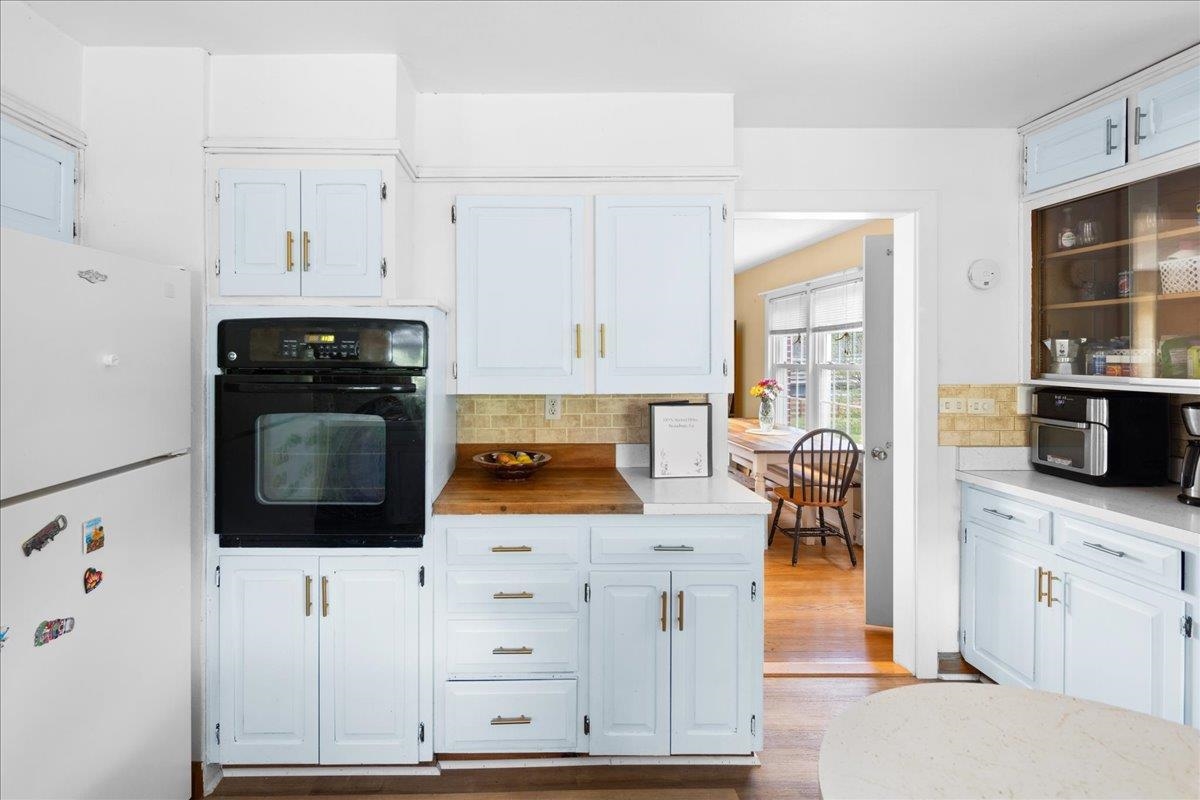 330 N SUNSET DR, BROADWAY, Virginia 22815, 3 Bedrooms Bedrooms, ,2 BathroomsBathrooms,Residential,330 N SUNSET DR,675988 MLS # 675988