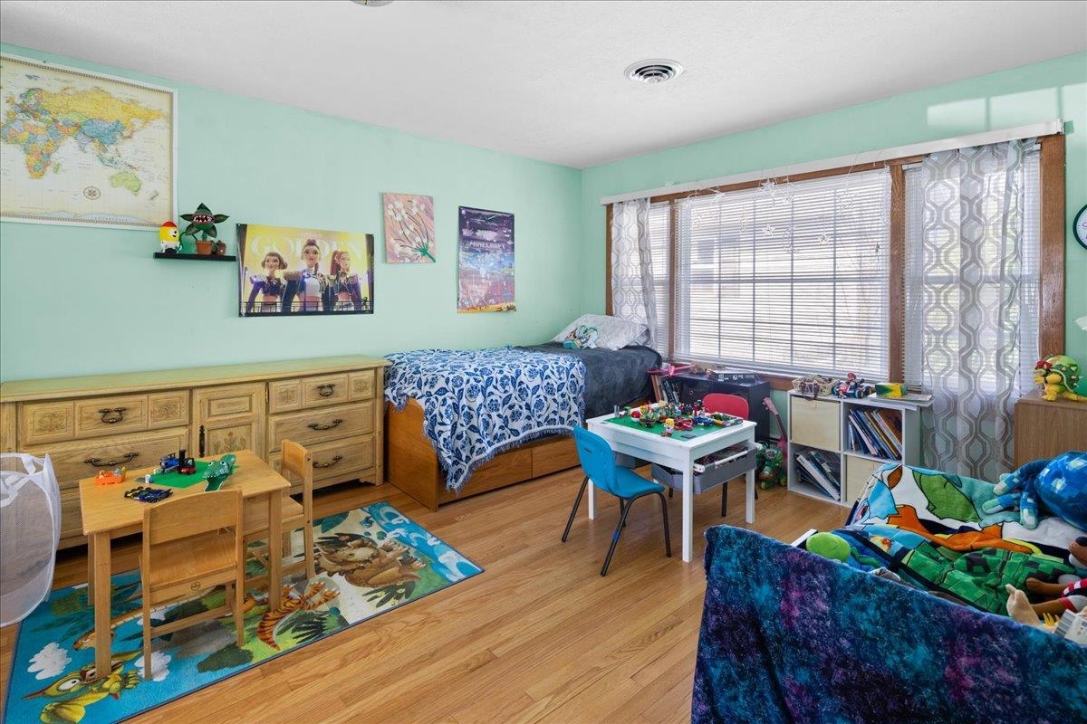 330 N SUNSET DR, BROADWAY, Virginia 22815, 3 Bedrooms Bedrooms, ,2 BathroomsBathrooms,Residential,330 N SUNSET DR,675988 MLS # 675988