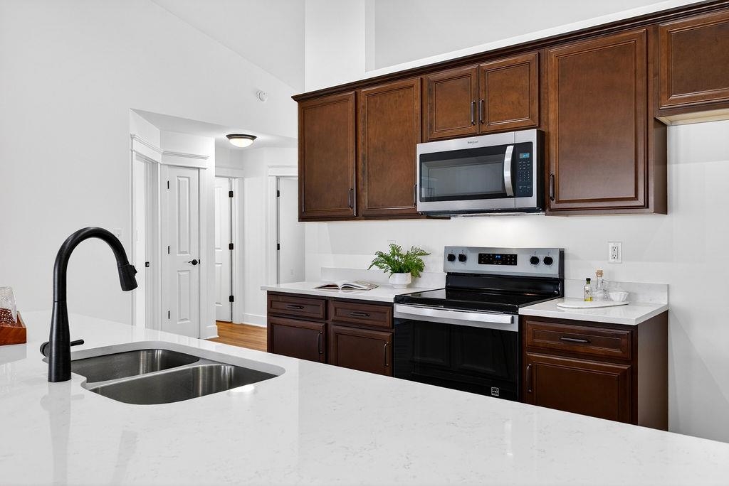 208 LINDBURGH DR, WAYNESBORO, Virginia 22980, 4 Bedrooms Bedrooms, ,2 BathroomsBathrooms,Residential,208 LINDBURGH DR,675990 MLS # 675990