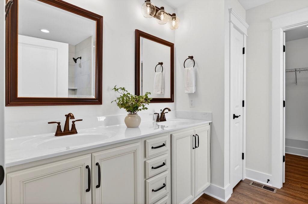 208 LINDBURGH DR, WAYNESBORO, Virginia 22980, 4 Bedrooms Bedrooms, ,2 BathroomsBathrooms,Residential,208 LINDBURGH DR,675990 MLS # 675990