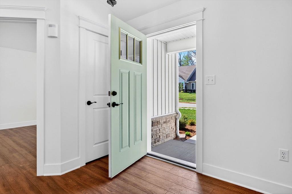 208 LINDBURGH DR, WAYNESBORO, Virginia 22980, 4 Bedrooms Bedrooms, ,2 BathroomsBathrooms,Residential,208 LINDBURGH DR,675990 MLS # 675990